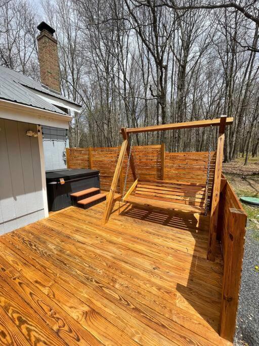 Modern Home Near Lake W Hottub, Game Room, Fireplace Albrightsville 外观 照片